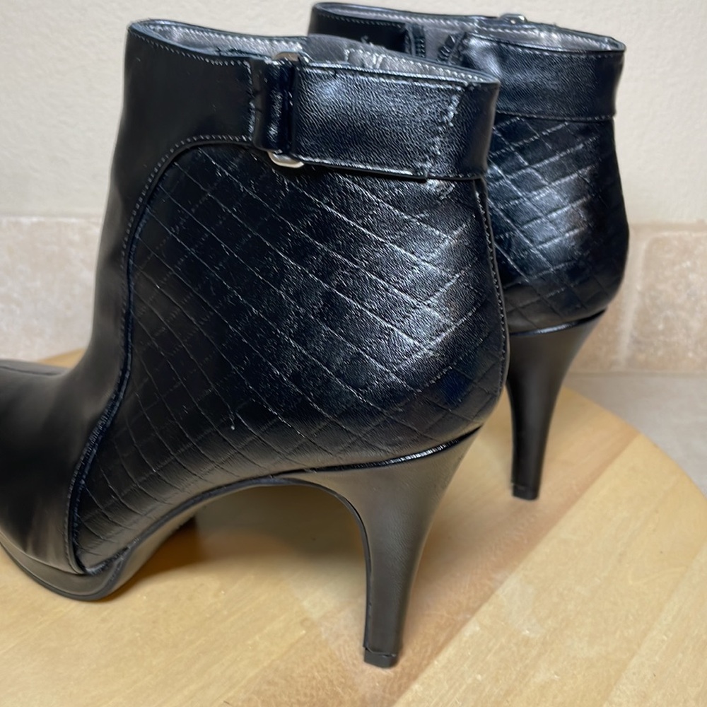 Life Stride Memory Foam Booties Size 8.5 Black - image 4